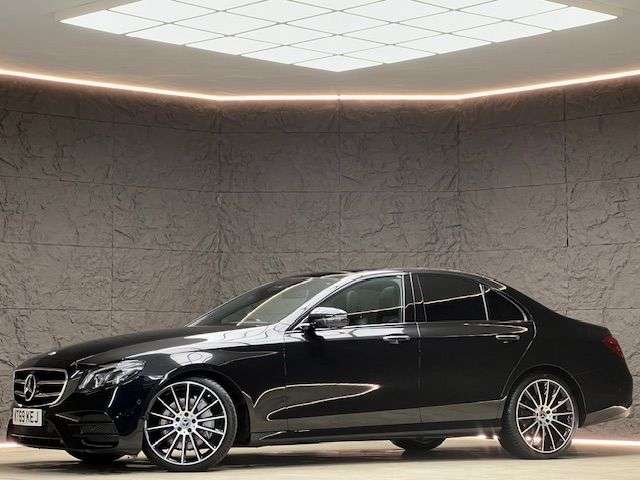 A 2020 MERCEDES-BENZ E-CLASS 2.0 E300d AMG Line Night Edition (Premium Plus) Saloon 4dr Diesel G-Tronic+ A 2020 MERCEDES-BENZ E-CLASS 2.0 E300d AMG Line Night Edition (Premium Plus) Saloon 4dr Diesel G-Tronic+