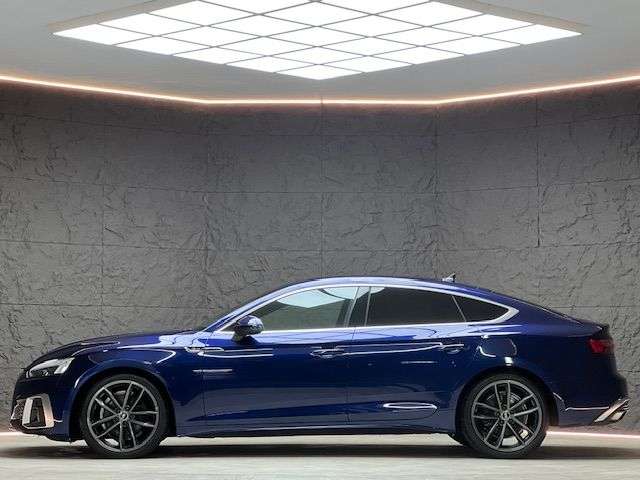 2021 AUDI A5 2021 AUDI A5