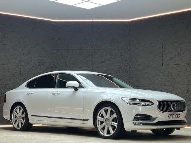 A 2017 VOLVO S90 2.0 D4 Inscription Pro Saloon 4dr Diesel Auto Euro 6 (s/s) (190 ps) SUNROOF A 2017 VOLVO S90 2.0 D4 Inscription Pro Saloon 4dr Diesel Auto Euro 6 (s/s) (190 ps) SUNROOF