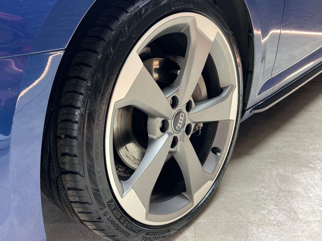 2019 AUDI A4 AVANT 2019 AUDI A4 AVANT