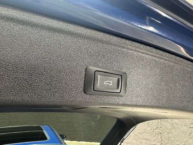 2019 AUDI A4 AVANT 2019 AUDI A4 AVANT