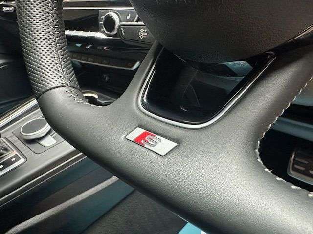 2019 AUDI A4 AVANT 2019 AUDI A4 AVANT