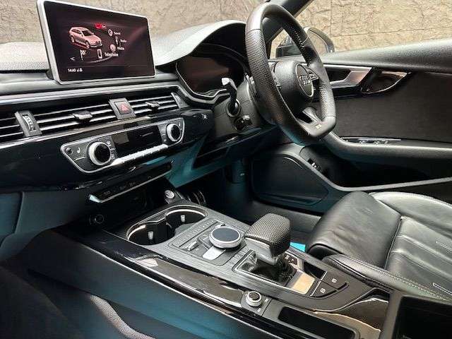 2019 AUDI A4 AVANT 2019 AUDI A4 AVANT