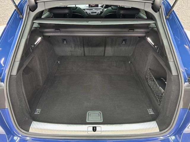 2019 AUDI A4 AVANT 2019 AUDI A4 AVANT