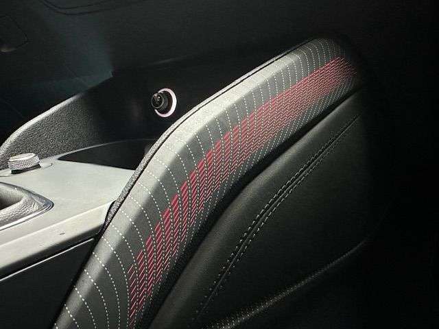 2017 AUDI Q2 2017 AUDI Q2