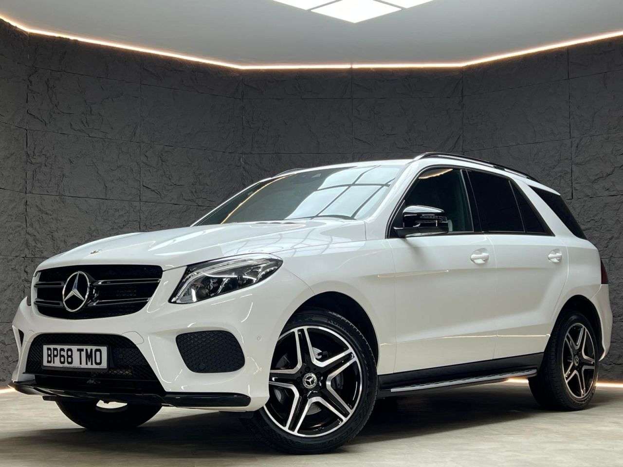 A 2019 MERCEDES-BENZ GLE 3.0 GLE350d V6 AMG Night Edition SUV 5dr Diesel G-Tronic 4MATIC Euro 6 (s/s A 2019 MERCEDES-BENZ GLE 3.0 GLE350d V6 AMG Night Edition SUV 5dr Diesel G-Tronic 4MATIC Euro 6 (s/s