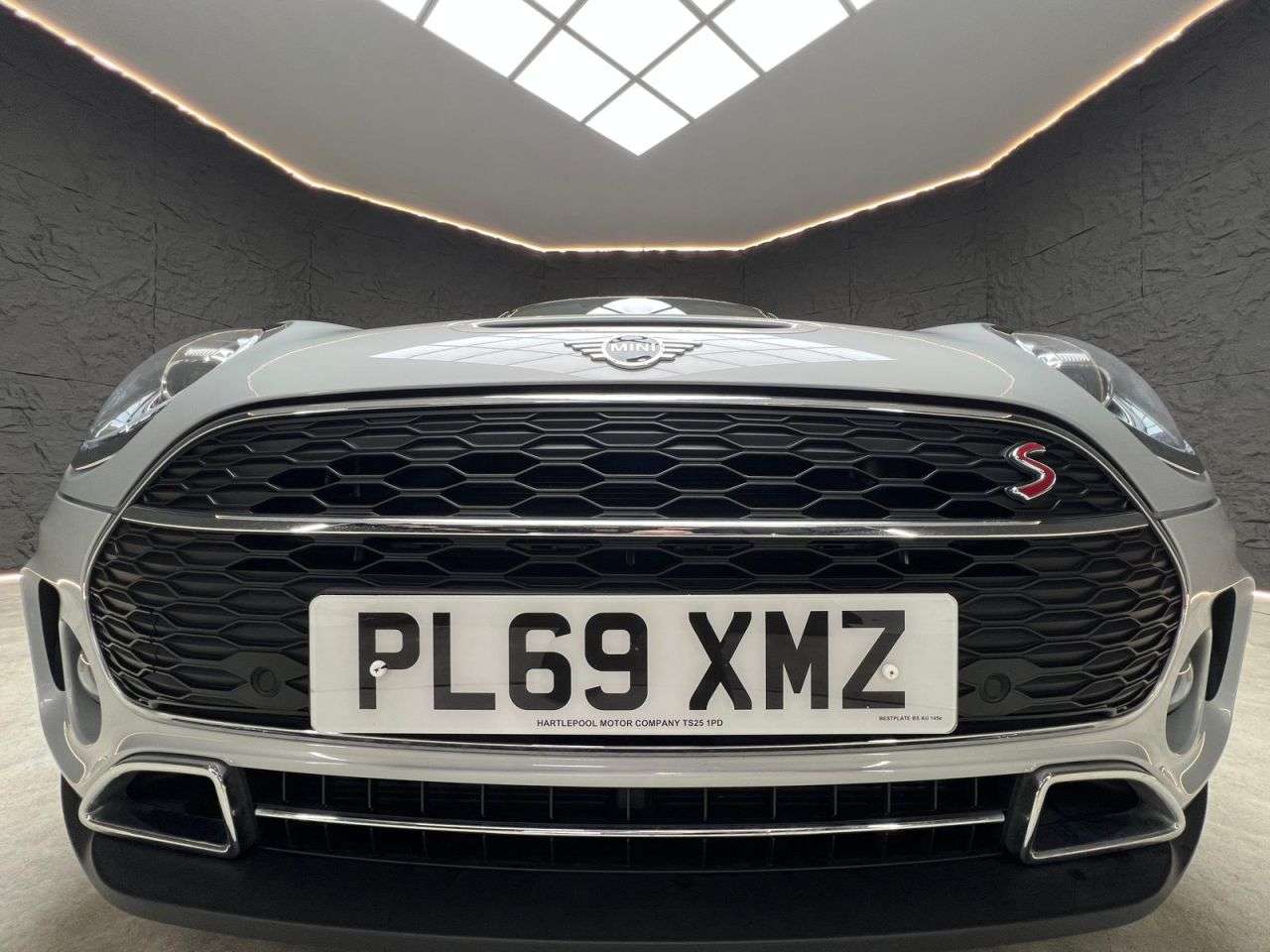 2019 MINI CLUBMAN 2019 MINI CLUBMAN