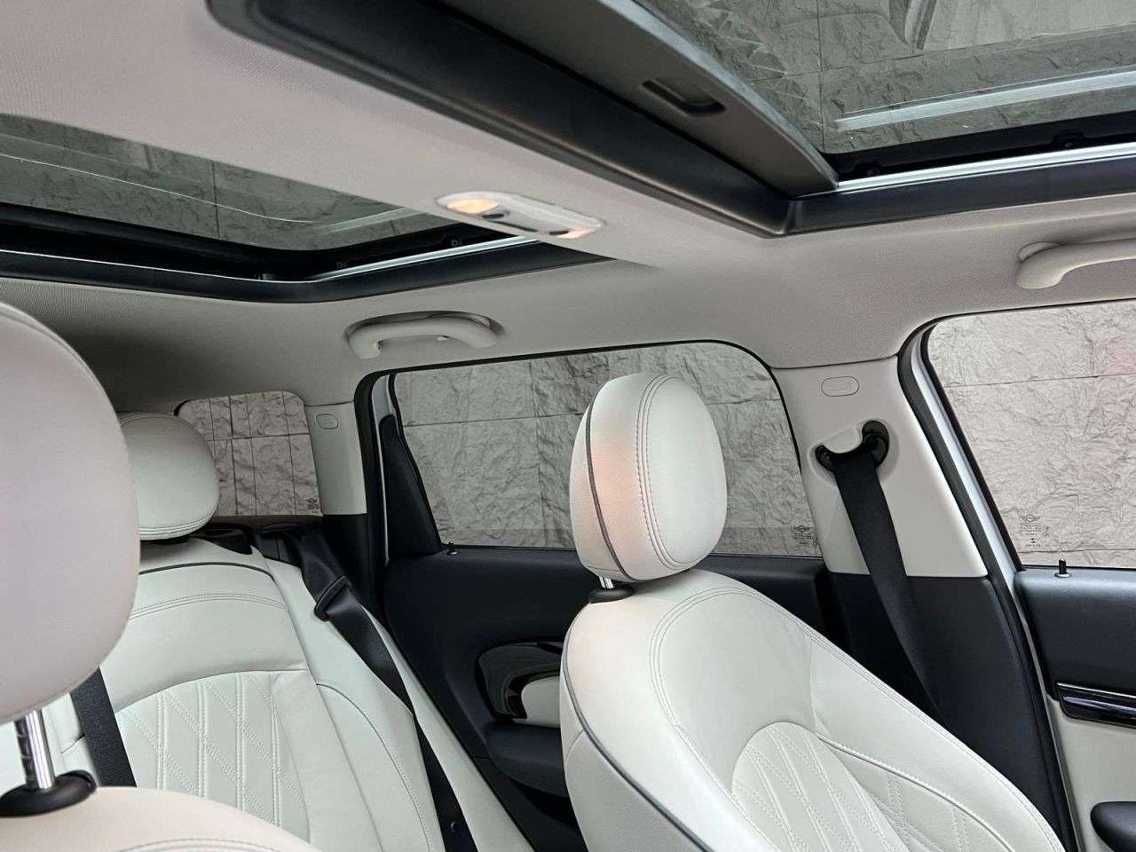 2019 MINI CLUBMAN 2019 MINI CLUBMAN