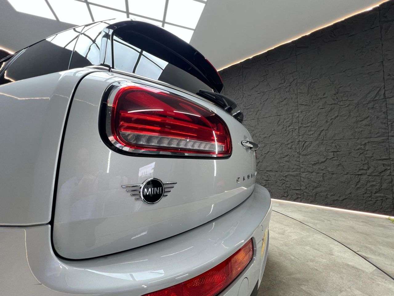 2019 MINI CLUBMAN 2019 MINI CLUBMAN