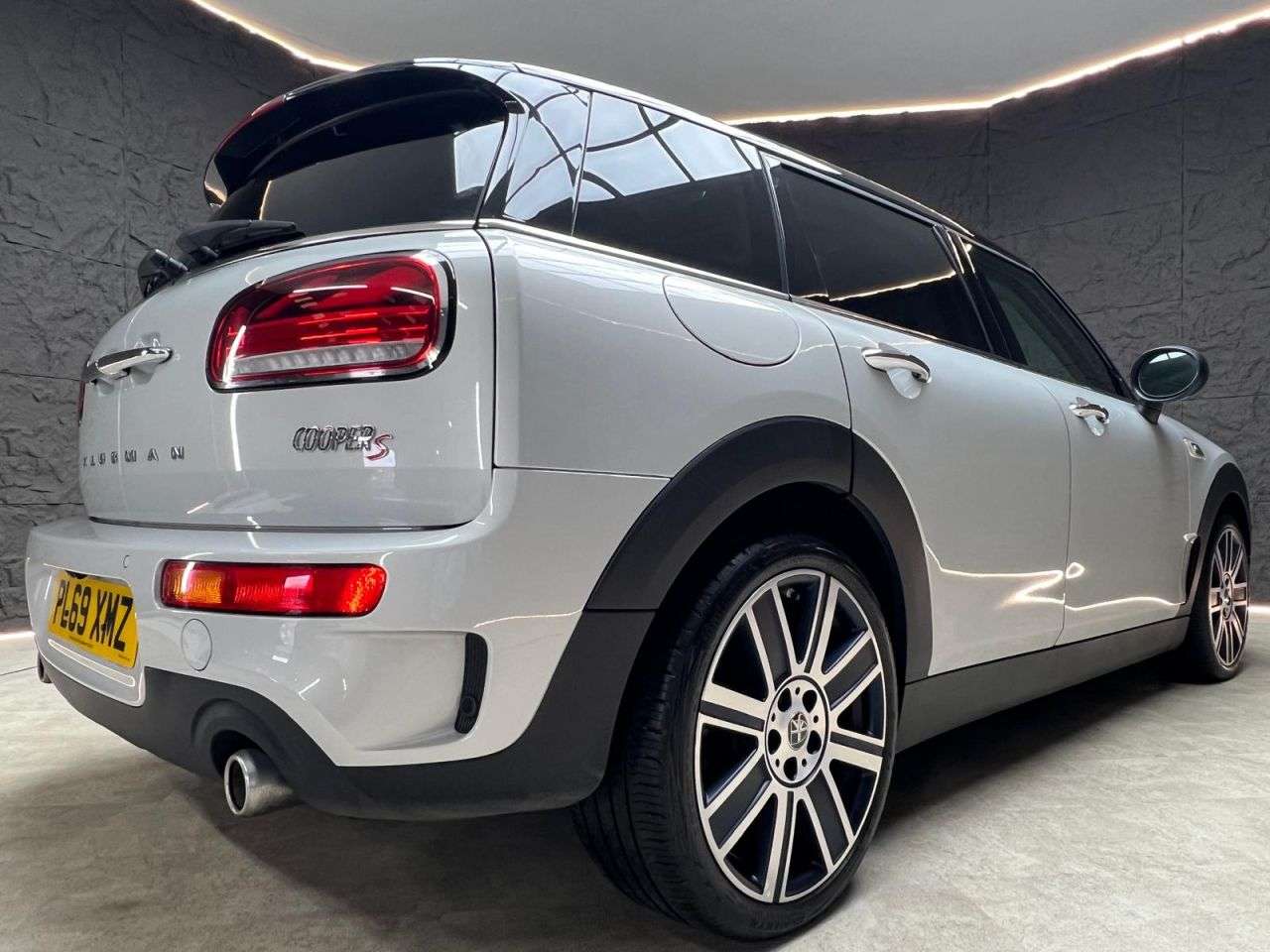 2019 MINI CLUBMAN 2019 MINI CLUBMAN