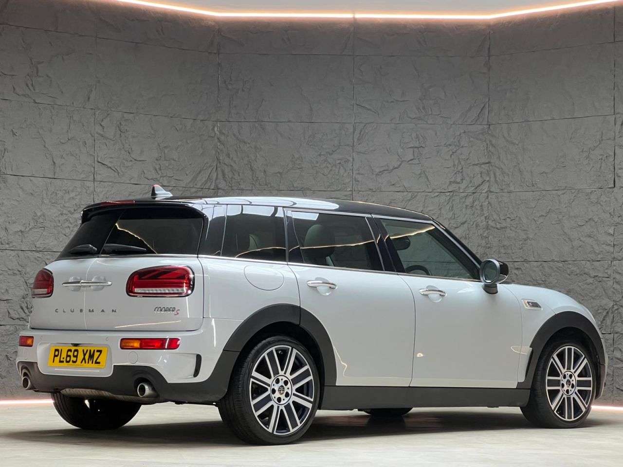 2019 MINI CLUBMAN 2019 MINI CLUBMAN