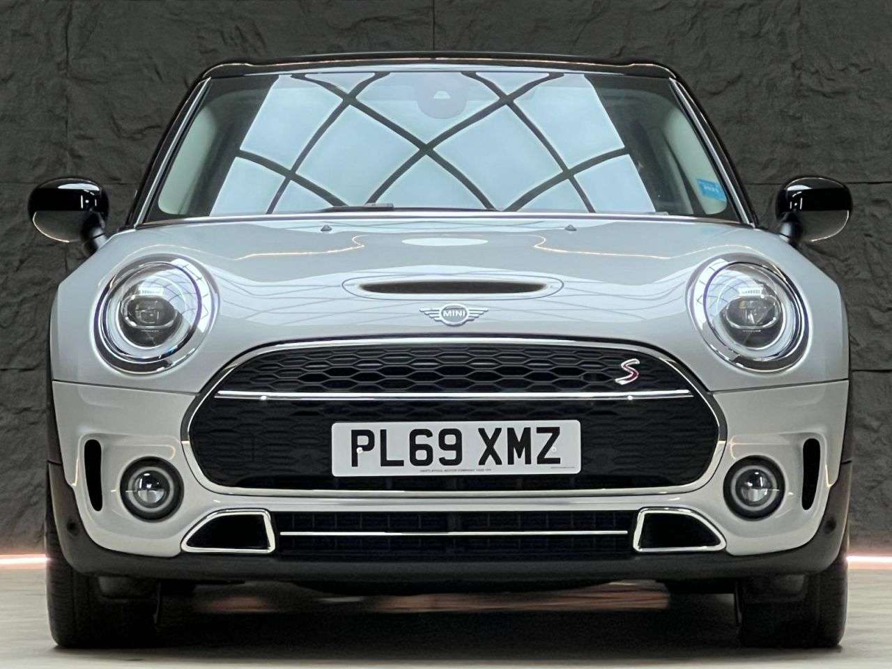 2019 MINI CLUBMAN 2019 MINI CLUBMAN