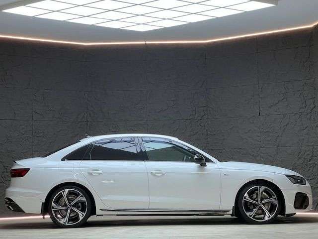 2022 AUDI A4 2022 AUDI A4