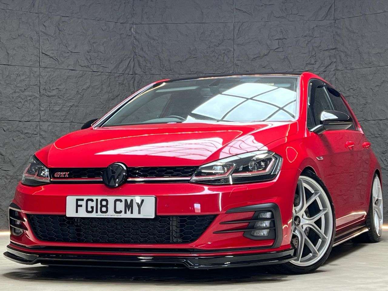 2018 VOLKSWAGEN GOLF 2018 VOLKSWAGEN GOLF