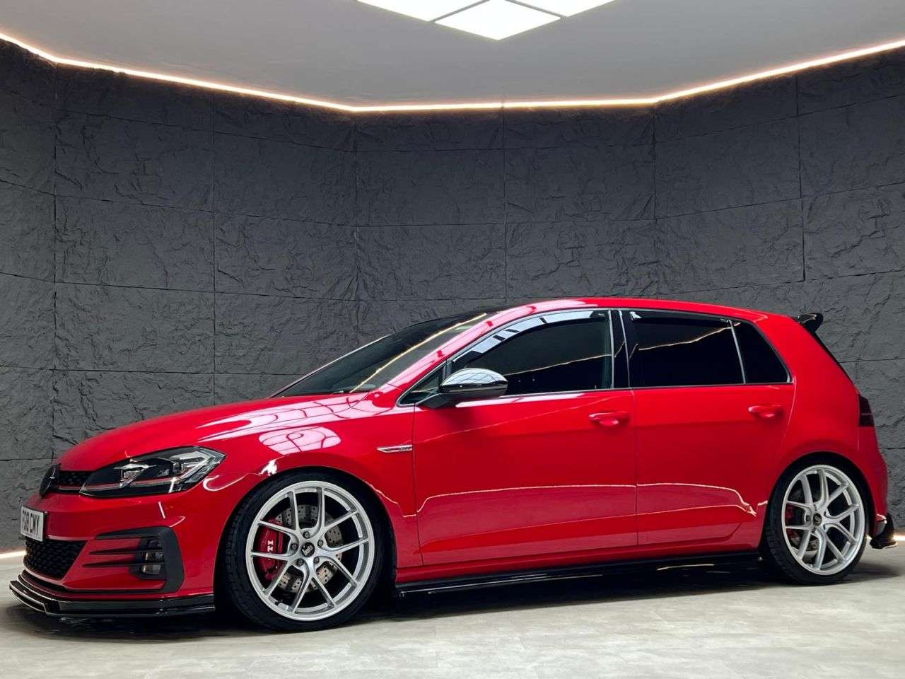 A 2018 VOLKSWAGEN GOLF 2.0 TSI GTI Performance Hatchback 5dr Petrol DSG Euro 6 (s/s) (245 ps) REAR A 2018 VOLKSWAGEN GOLF 2.0 TSI GTI Performance Hatchback 5dr Petrol DSG Euro 6 (s/s) (245 ps) REAR