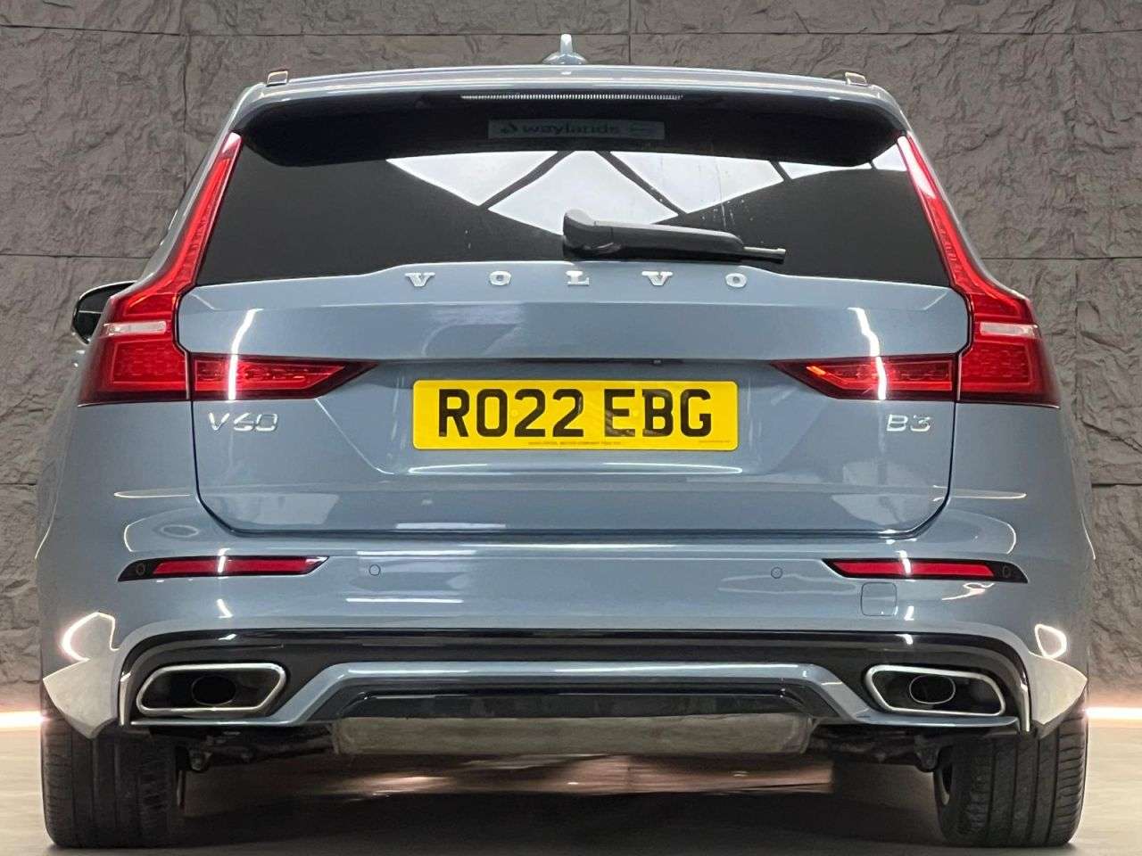 2022 VOLVO V60 2022 VOLVO V60