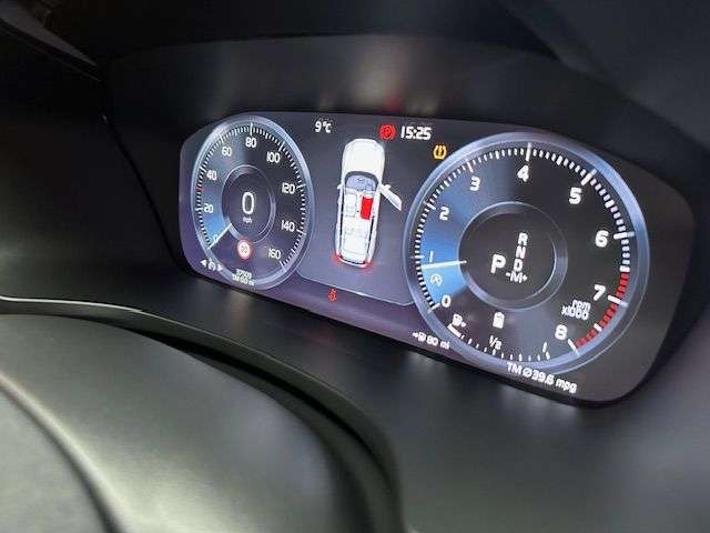 2022 VOLVO V60 2022 VOLVO V60