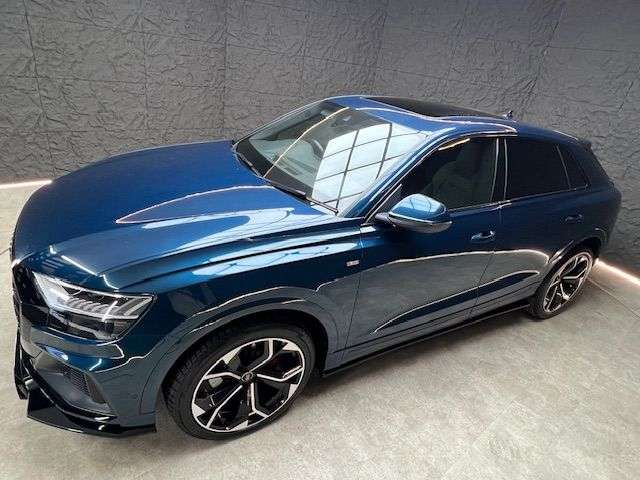 2018 AUDI Q8 2018 AUDI Q8