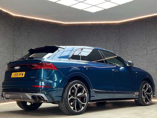 2018 AUDI Q8 2018 AUDI Q8
