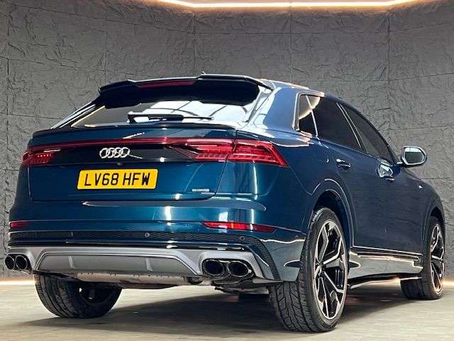 2018 AUDI Q8 2018 AUDI Q8