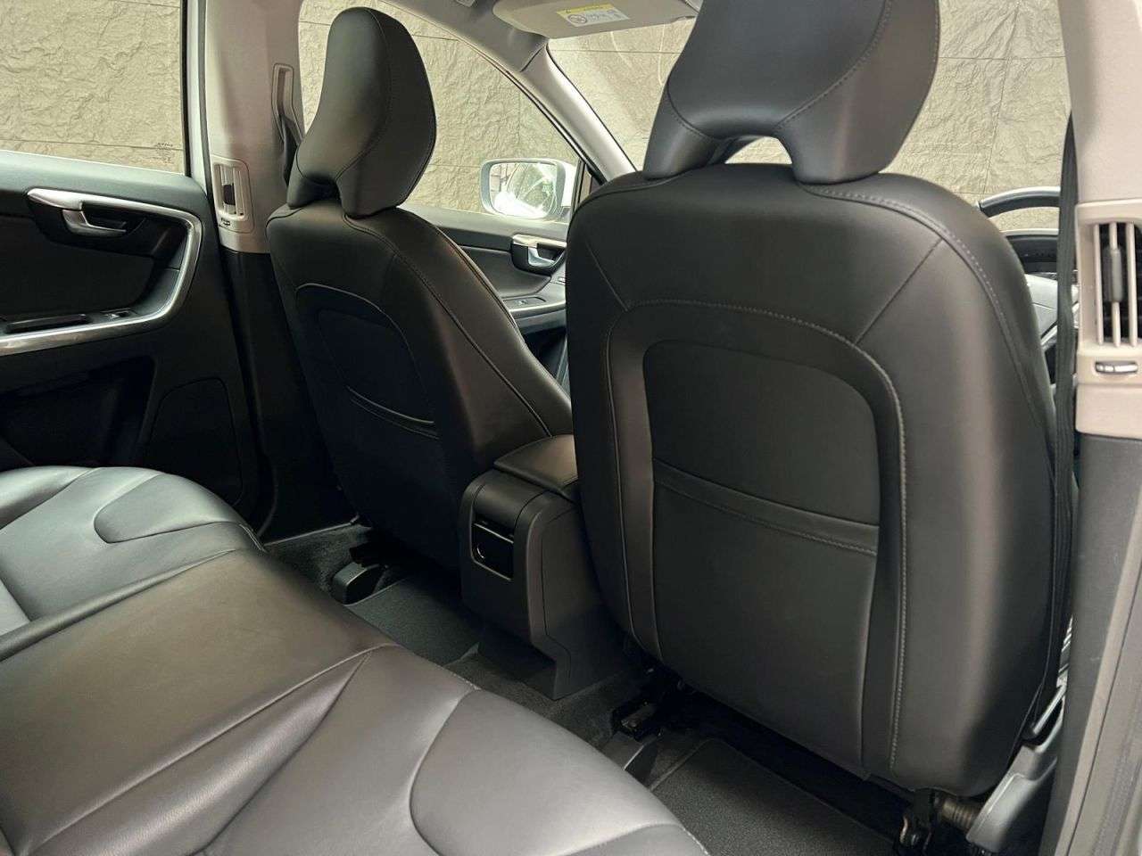 2016 VOLVO XC60 2016 VOLVO XC60