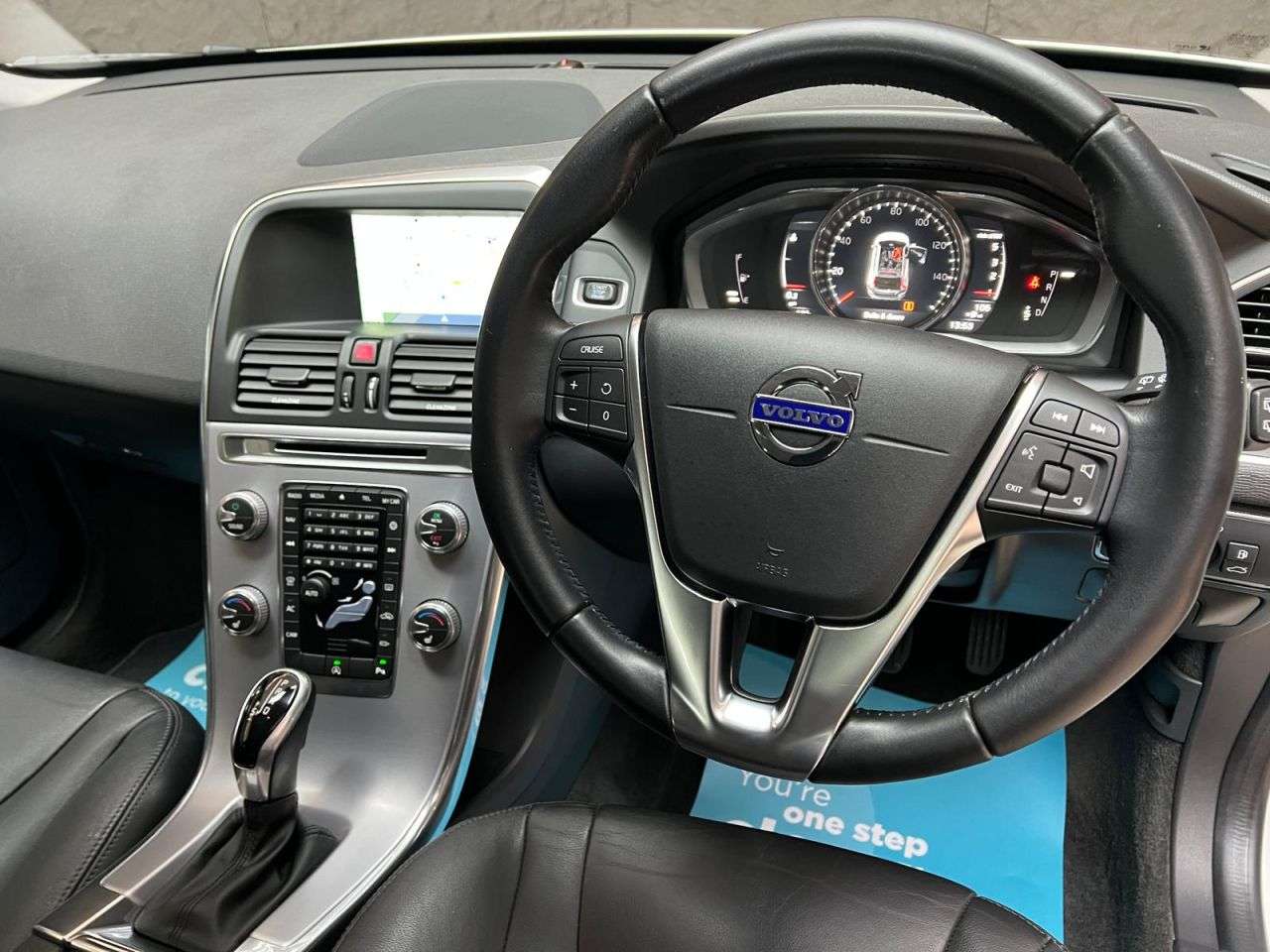 2016 VOLVO XC60 2016 VOLVO XC60
