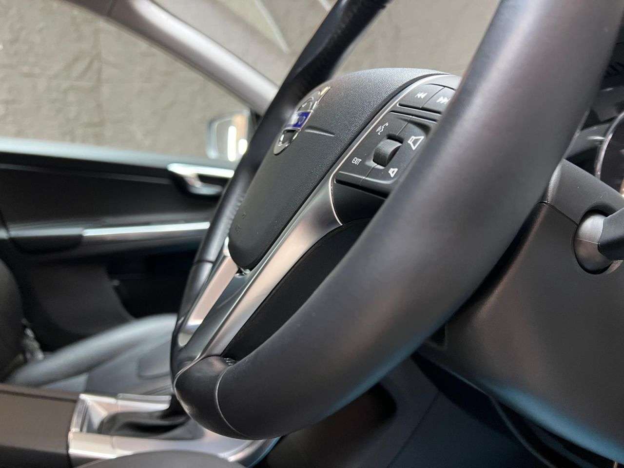 2016 VOLVO XC60 2016 VOLVO XC60