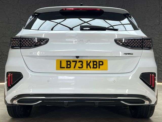 2023 KIA CEED 2023 KIA CEED