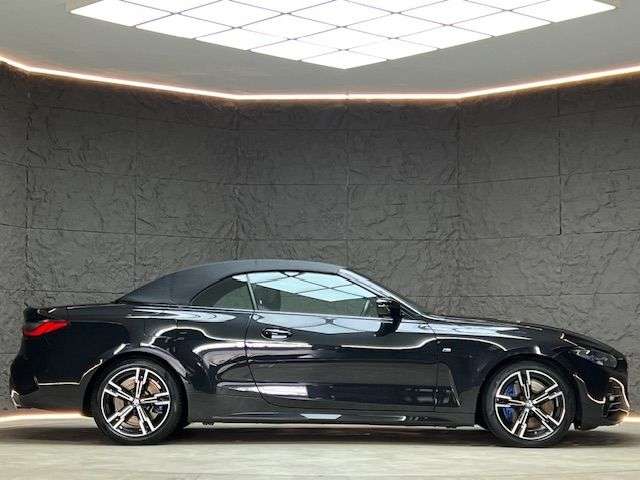 A 2023 BMW 4 SERIES 3.0 430d MHT M Sport Convertible 2dr Diesel Hybrid Auto Euro 6 (s/s) (286 p A 2023 BMW 4 SERIES 3.0 430d MHT M Sport Convertible 2dr Diesel Hybrid Auto Euro 6 (s/s) (286 p