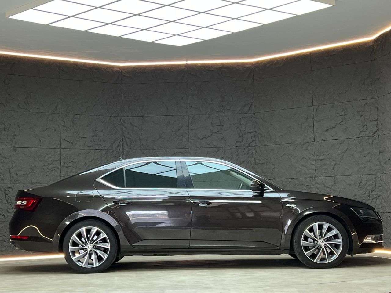 2018 SKODA SUPERB 2018 SKODA SUPERB