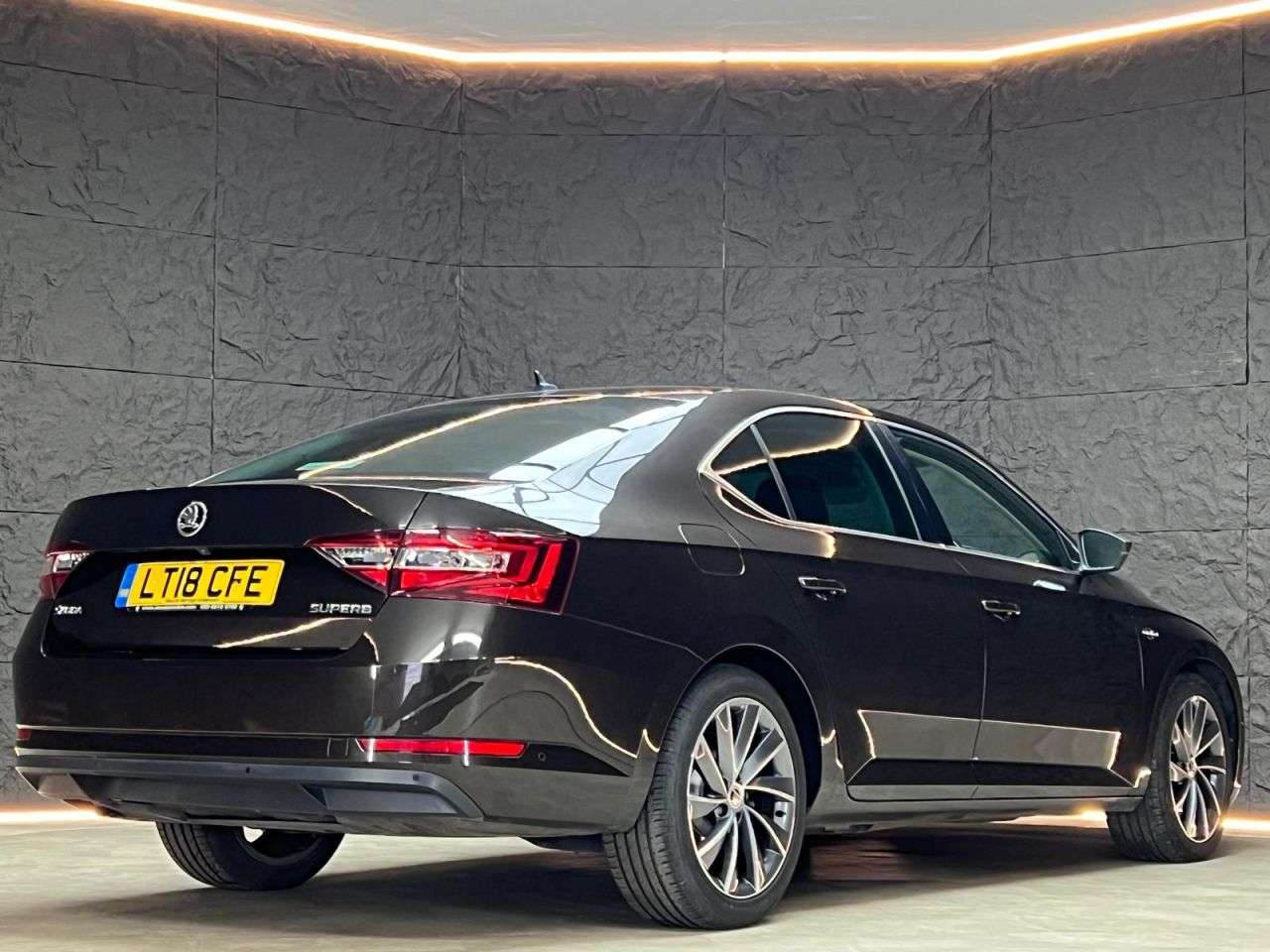 2018 SKODA SUPERB 2018 SKODA SUPERB