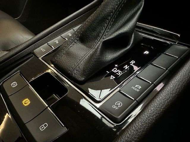 2018 SKODA SUPERB 2018 SKODA SUPERB