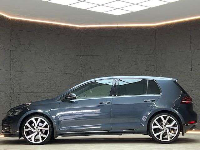 2018 VOLKSWAGEN GOLF 2018 VOLKSWAGEN GOLF