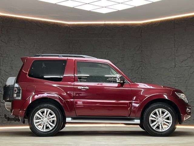 2016 MITSUBISHI SHOGUN 2016 MITSUBISHI SHOGUN