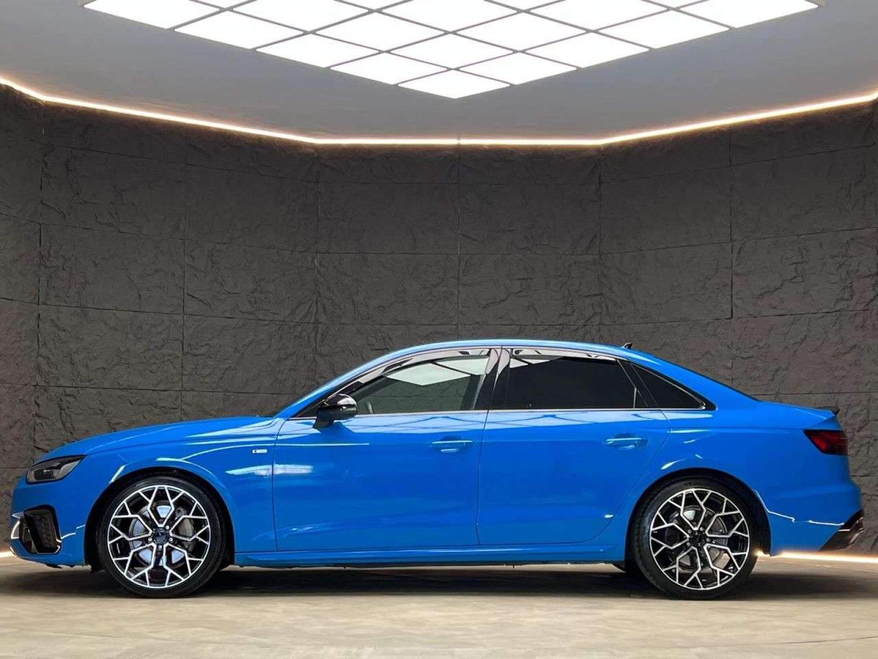 2021 AUDI A4 2021 AUDI A4