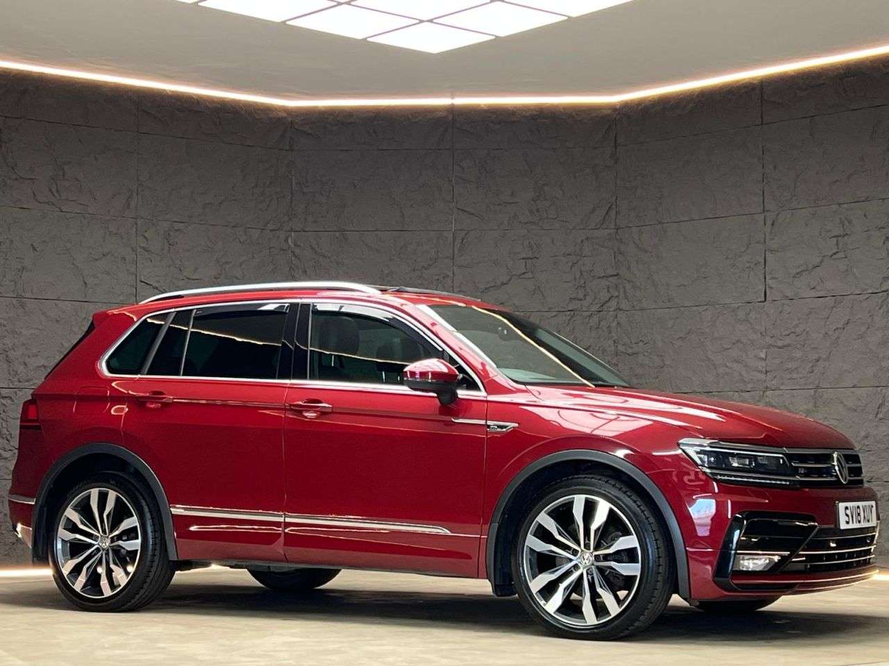 2018 VOLKSWAGEN TIGUAN 2018 VOLKSWAGEN TIGUAN