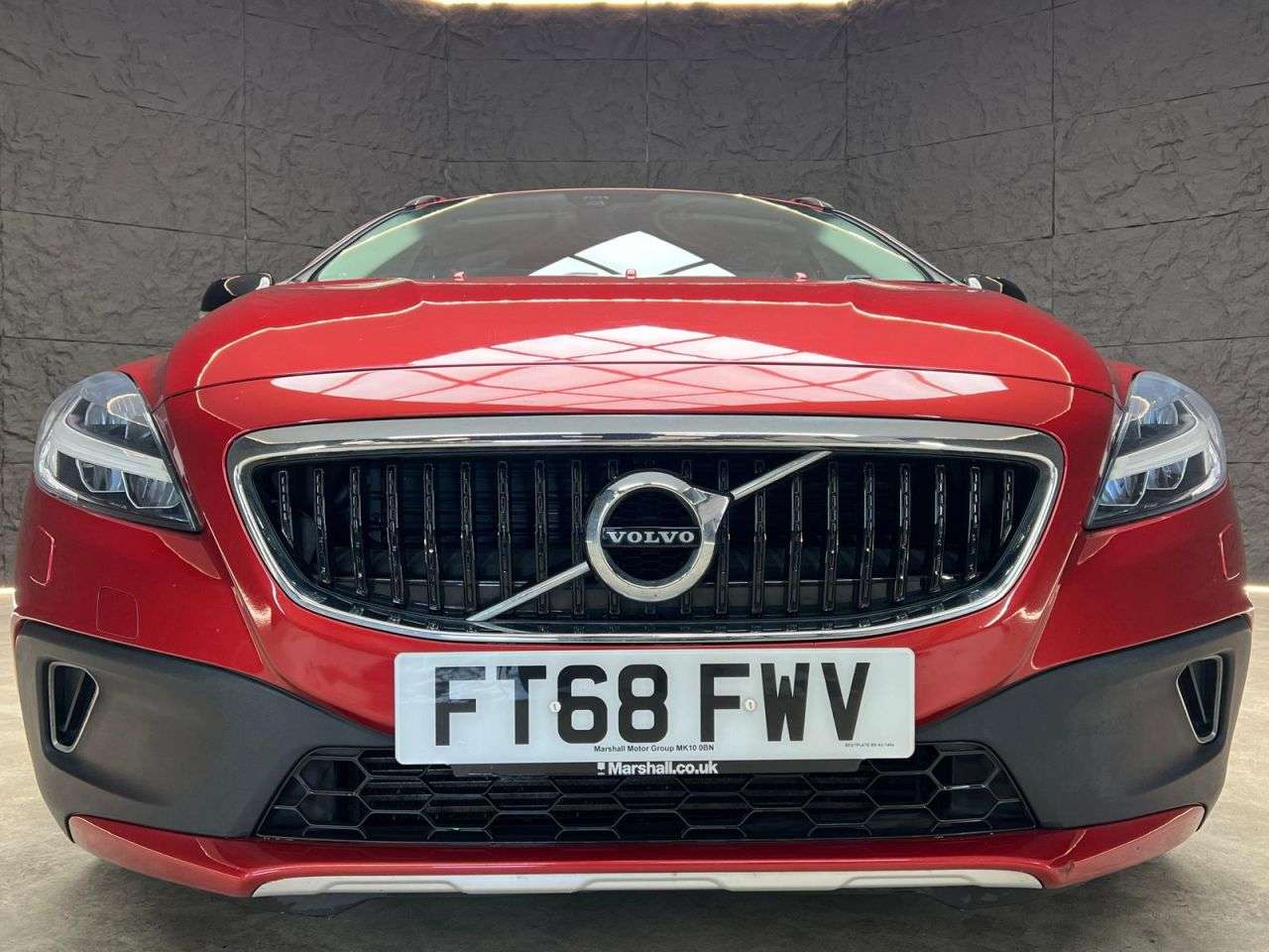 2019 VOLVO V40 CROSS COUNTRY 2019 VOLVO V40 CROSS COUNTRY