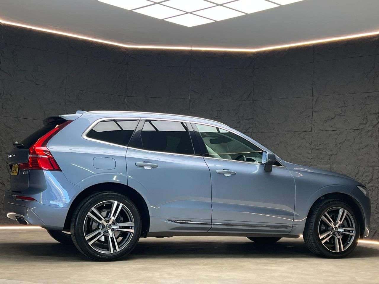 2020 VOLVO XC60 2020 VOLVO XC60