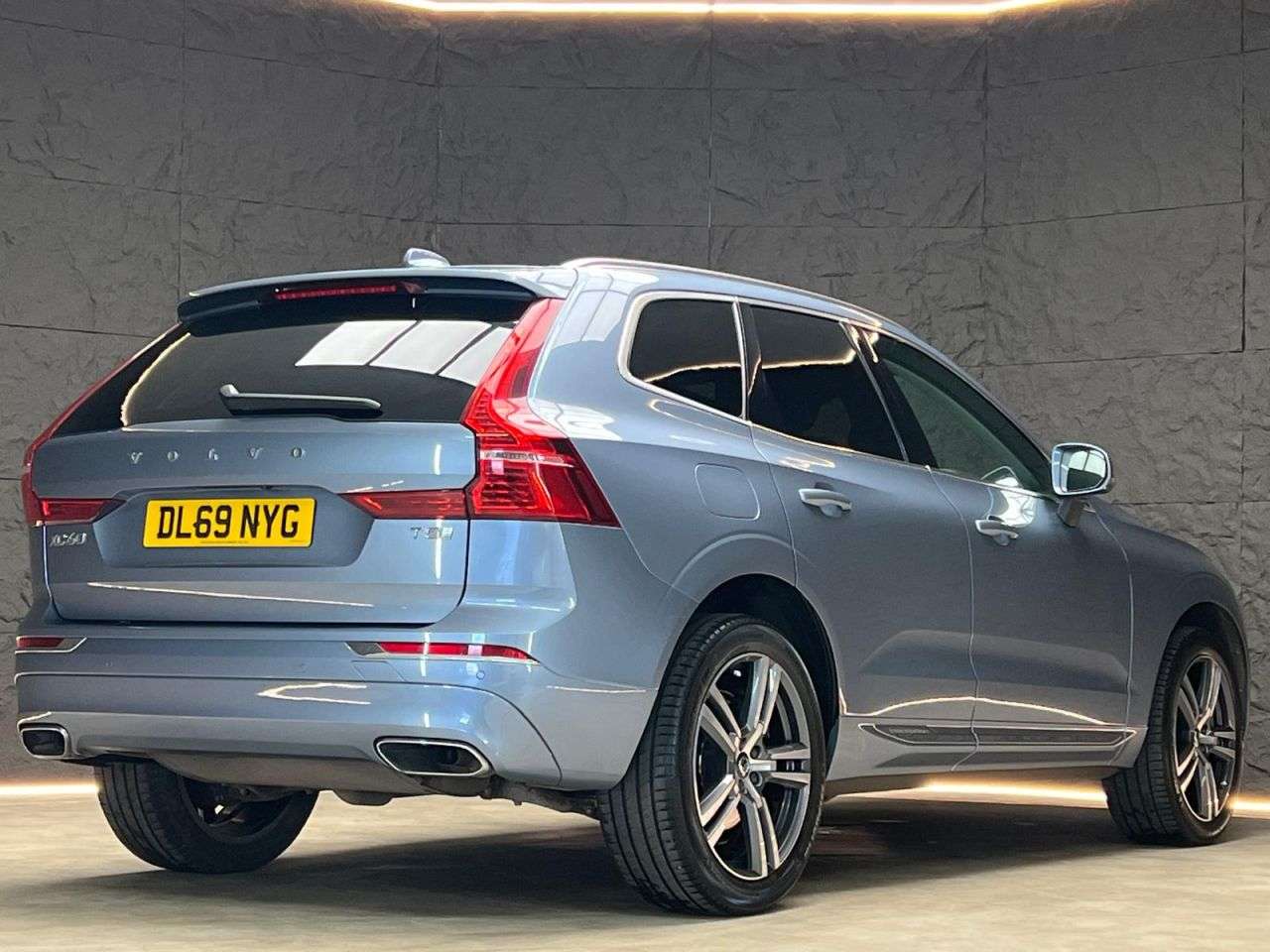 2020 VOLVO XC60 2020 VOLVO XC60