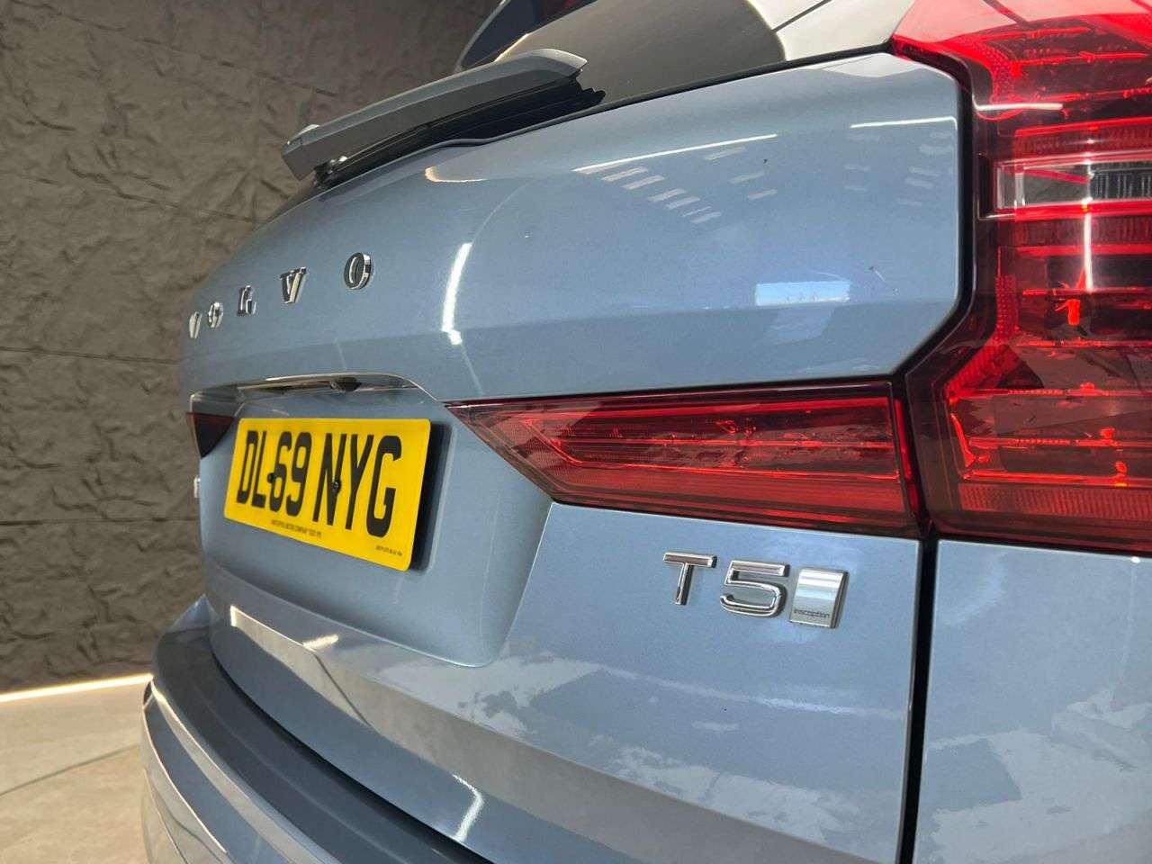 2020 VOLVO XC60 2020 VOLVO XC60