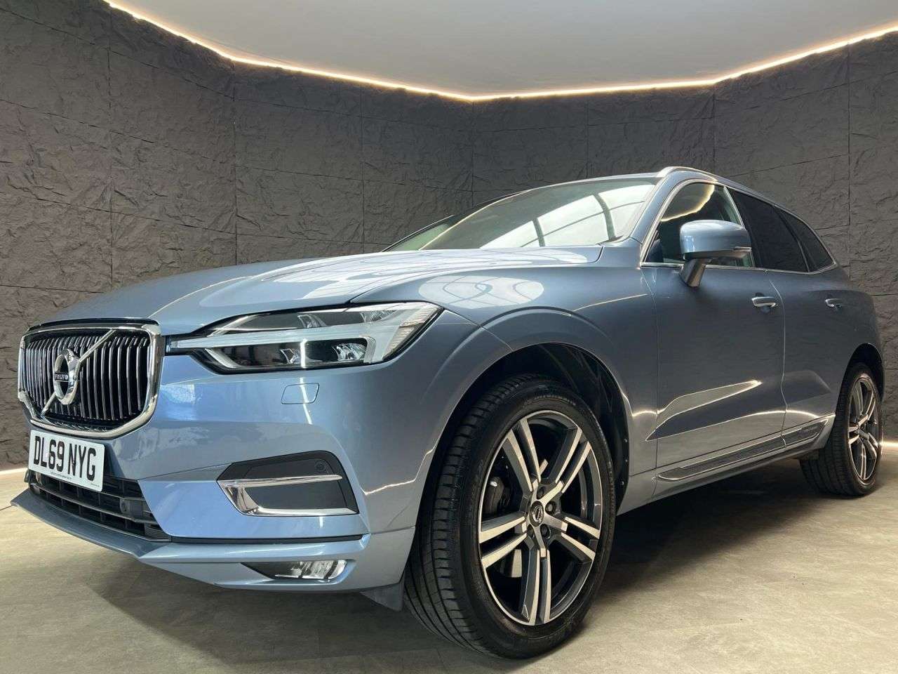 2020 VOLVO XC60 2020 VOLVO XC60