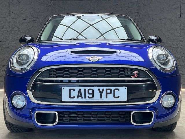 A 2019 MINI HATCH 2.0 Cooper S Exclusive Hatchback 5dr Petrol Steptronic Euro 6 (s/s) (192 ps A 2019 MINI HATCH 2.0 Cooper S Exclusive Hatchback 5dr Petrol Steptronic Euro 6 (s/s) (192 ps