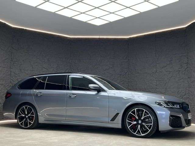 2022 BMW 5 SERIES 2022 BMW 5 SERIES