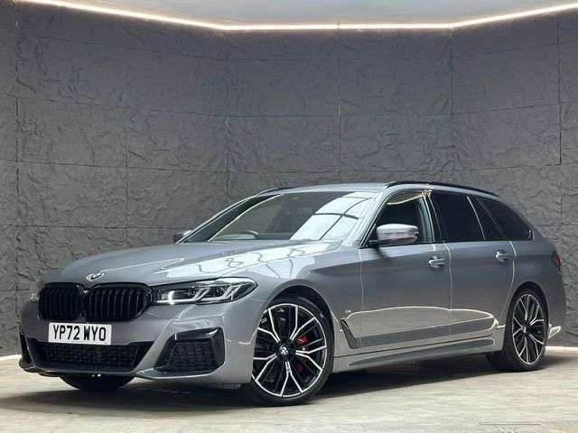 A 2022 BMW 5 SERIES 2.0 520d MHT M Sport Touring 5dr Diesel Hybrid Steptronic Euro 6 (s/s) (190 A 2022 BMW 5 SERIES 2.0 520d MHT M Sport Touring 5dr Diesel Hybrid Steptronic Euro 6 (s/s) (190