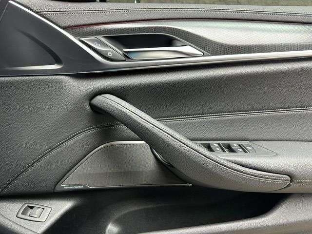 2022 BMW 5 SERIES 2022 BMW 5 SERIES