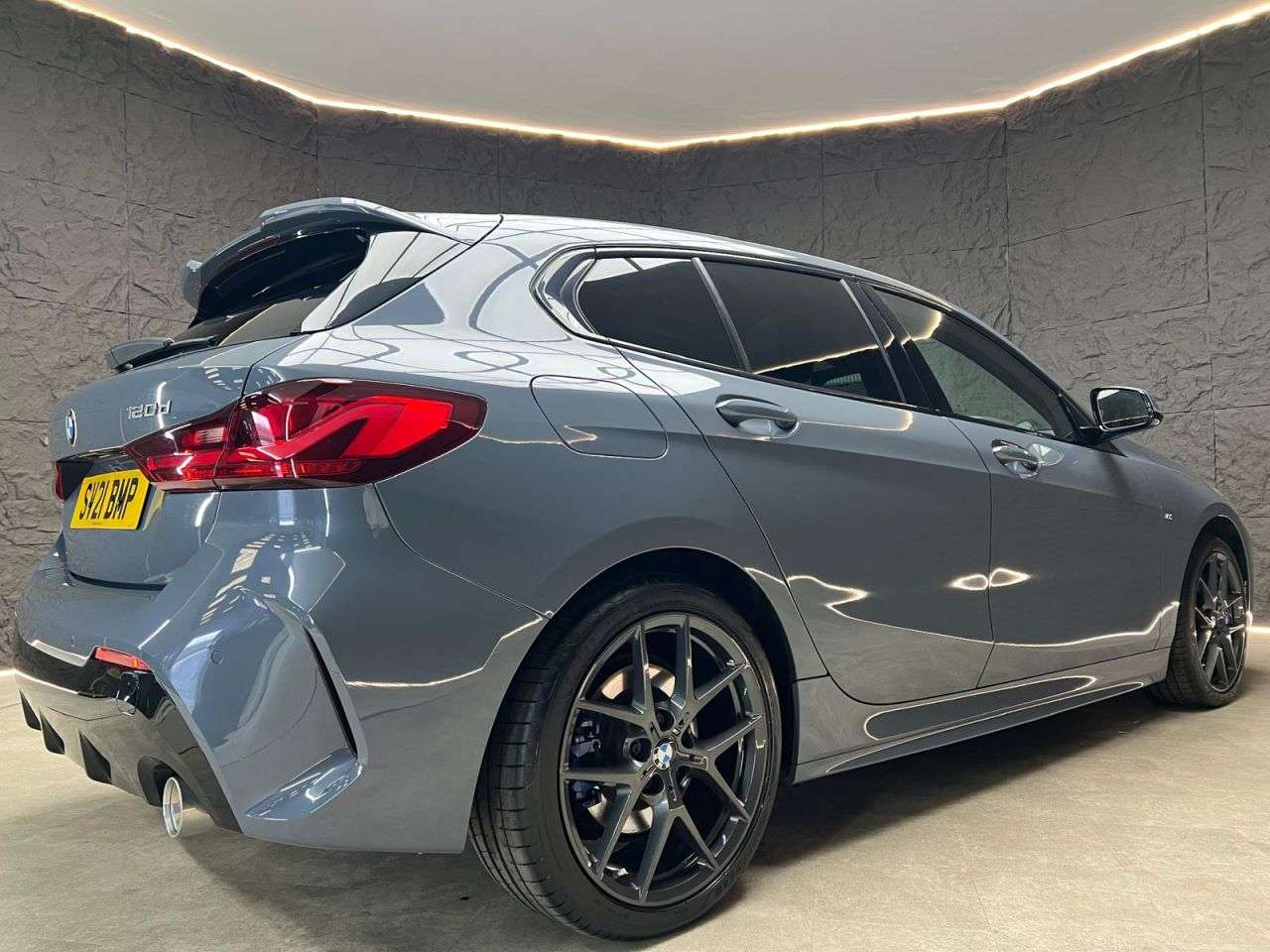 2021 BMW 1 SERIES 2021 BMW 1 SERIES