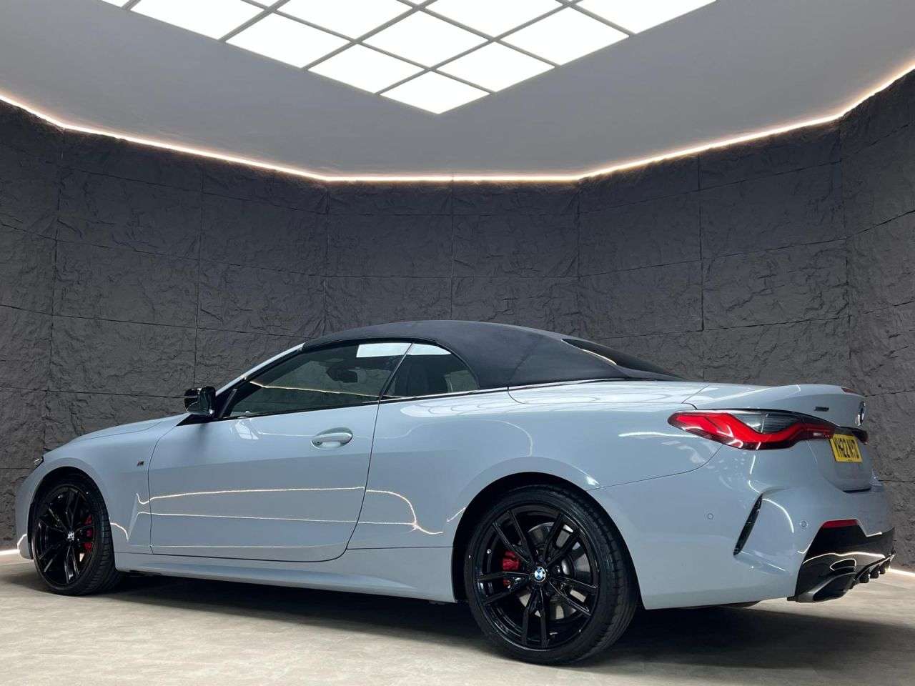 A 2022 BMW 4 SERIES 3.0 M440d MHT Convertible 2dr Diesel Hybrid Auto xDrive Euro 6 (s/s) (340 p A 2022 BMW 4 SERIES 3.0 M440d MHT Convertible 2dr Diesel Hybrid Auto xDrive Euro 6 (s/s) (340 p