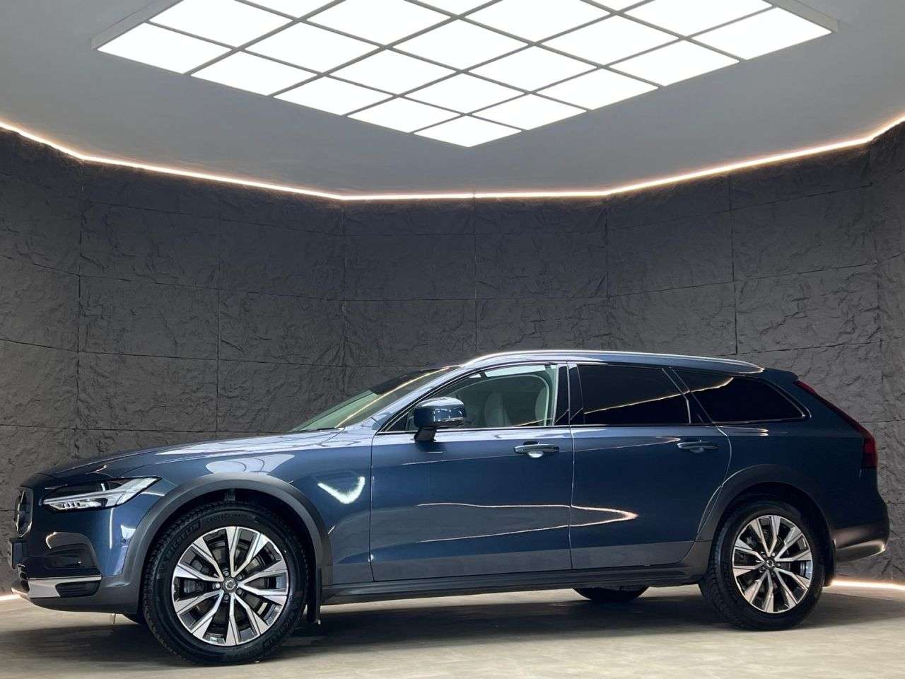 2022 VOLVO V90 CROSS COUNTRY 2022 VOLVO V90 CROSS COUNTRY