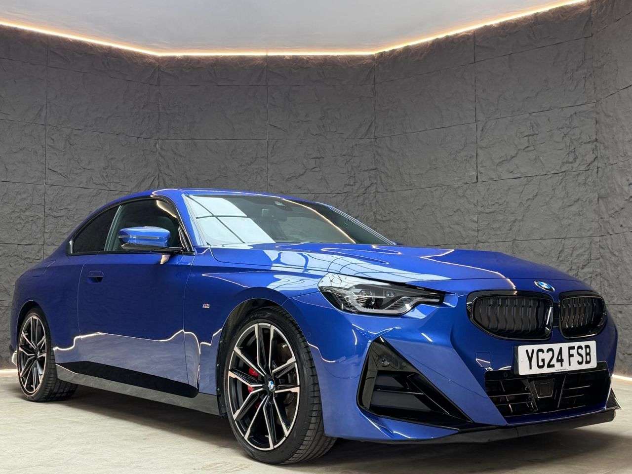 A 2024 BMW 2 SERIES 2.0 220i M Sport Coupe 2dr Petrol Auto Euro 6 (s/s) (184 ps) SUNROOF, M SPO A 2024 BMW 2 SERIES 2.0 220i M Sport Coupe 2dr Petrol Auto Euro 6 (s/s) (184 ps) SUNROOF, M SPO