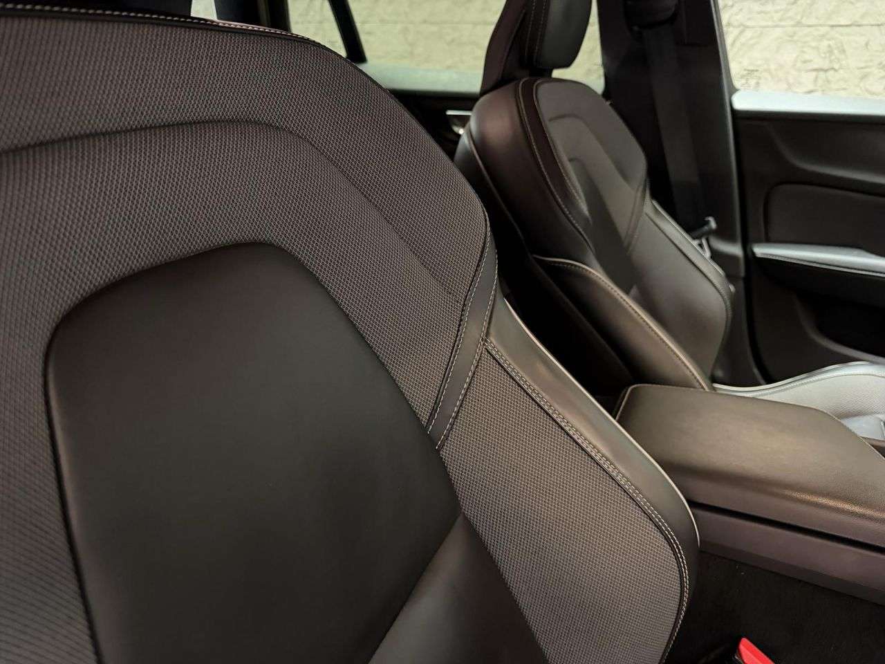 2019 VOLVO V60 2019 VOLVO V60